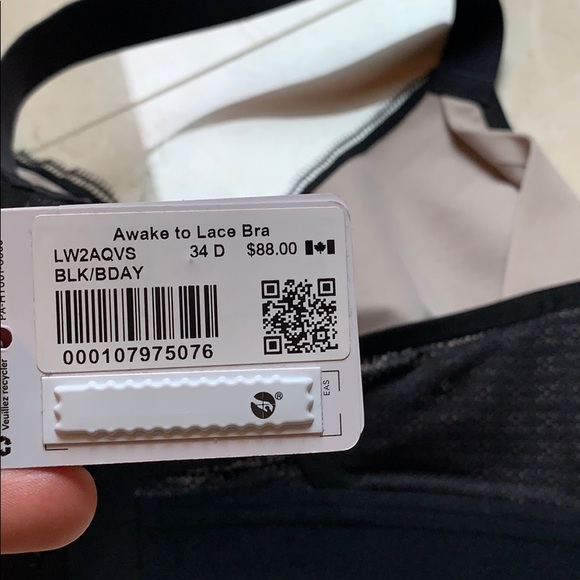 Lululemon Awake to Lace Bra Black/Barely Beige - Picture 9 of 10